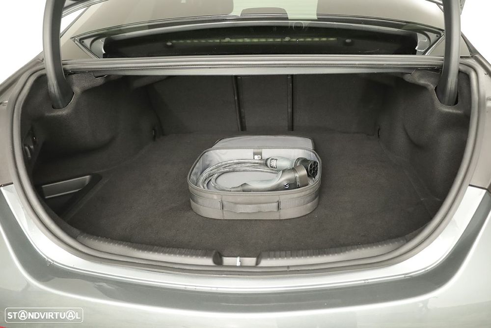 Mercedes-Benz C 300 de - 23