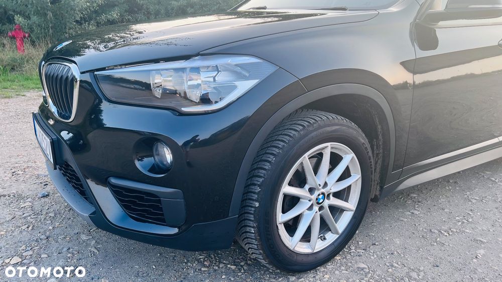 BMW X1 sDrive18i - 12