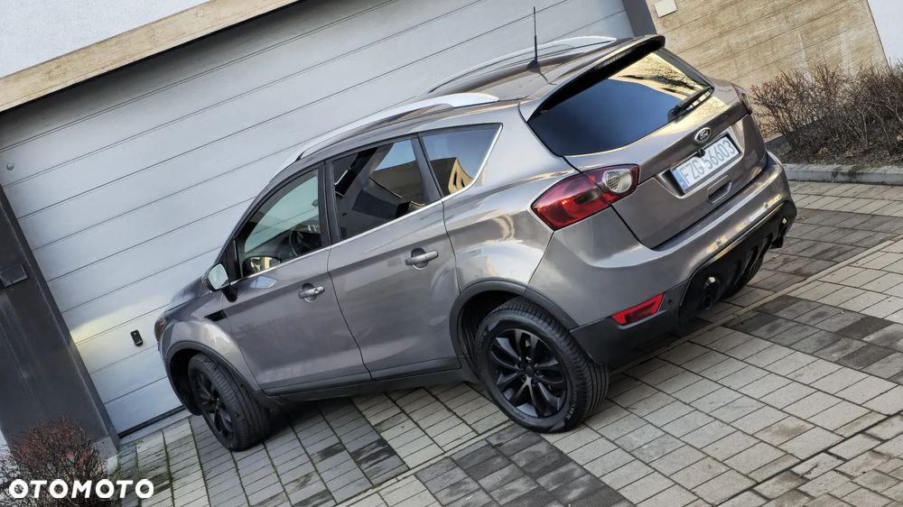 Ford Kuga 2.0 TDCi Titanium - 2