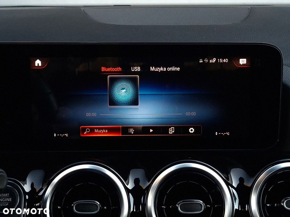 Mercedes-Benz GLA - 26