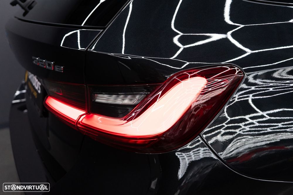 BMW 320 e Pack M Auto - 17