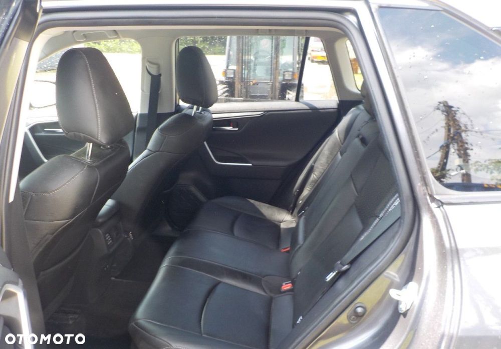 Toyota RAV4 - 17
