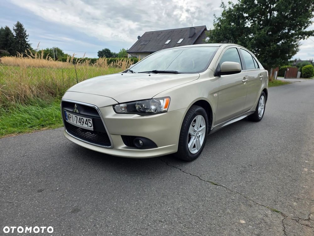 Mitsubishi Lancer 1.8 Intense - 2