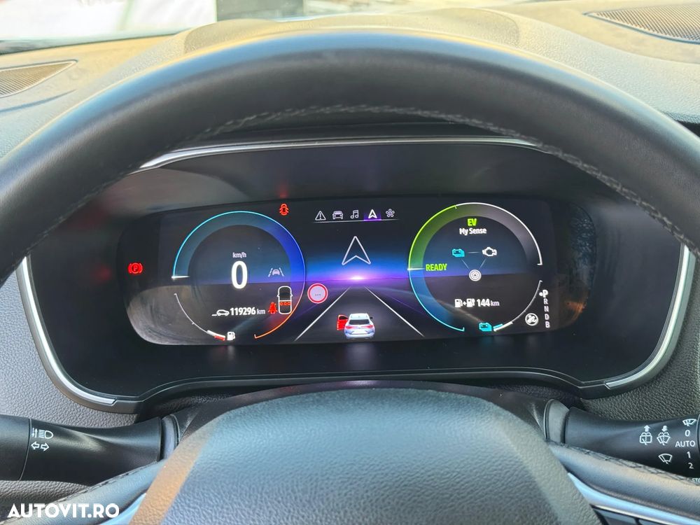 Renault Megane E-TECH Plug-in 160 INTENS - 17