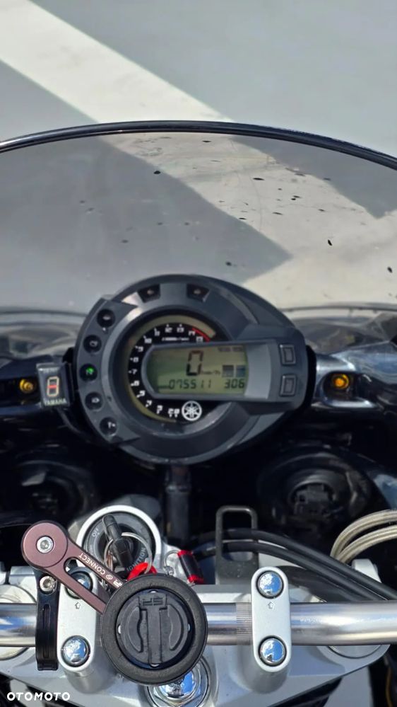 Yamaha FZ6 - 8
