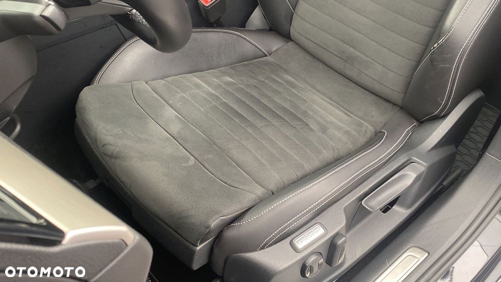 Volkswagen Passat - 18