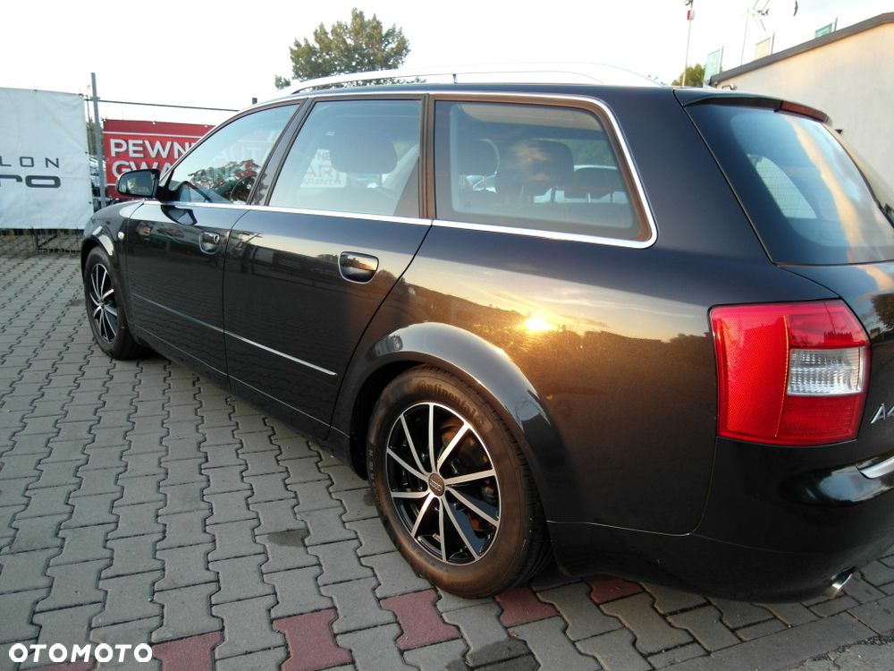 Audi A4 Avant - 10