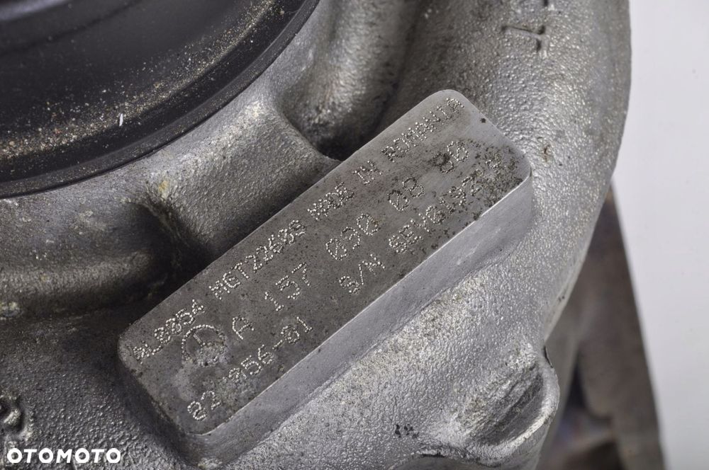 W212 E63 AMG 5.5 V8 558KM TURBINA A1570900880 - 4
