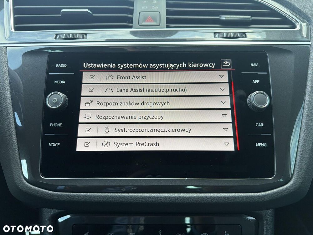 Volkswagen Tiguan 2.0 TSI 4Mot R DSG - 29