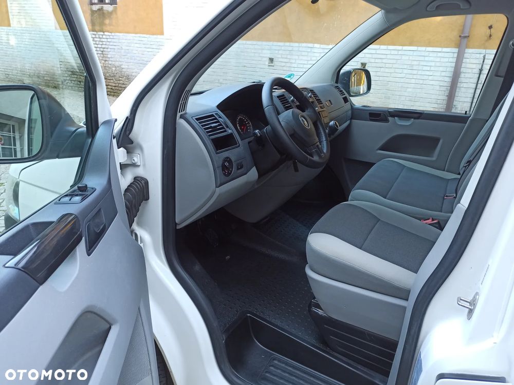Volkswagen Transporter 2015R T5 Lift 2.0TDi Klima Skrzydełka Hak 2500kg z Niemiec Koła Lato + Zima - 5