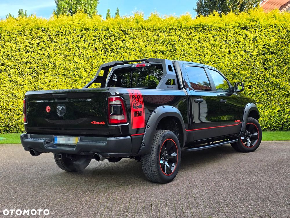 Dodge RAM 5.7 4x4 - 15
