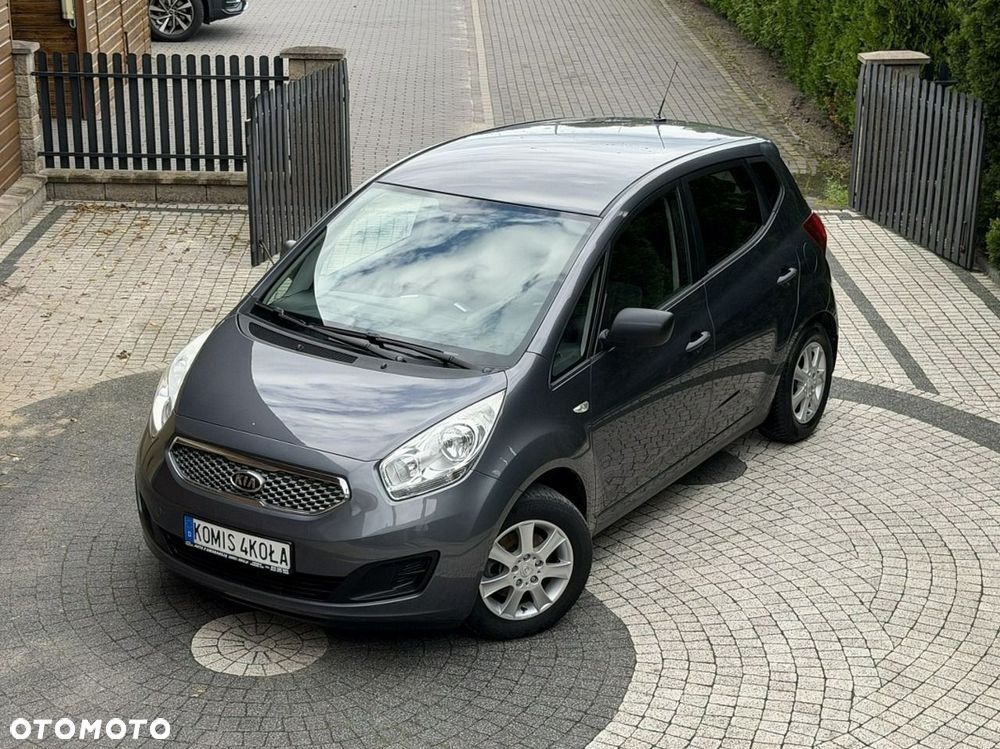 Kia Venga - 17