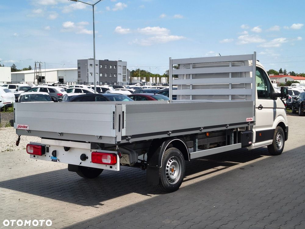 Volkswagen Crafter 2,0 l EURO VI SCR 163 KM / skrzynia biegów: Przedni napęd automatyczna 8-biegowa rozstaw osi: 4490 mm - 6