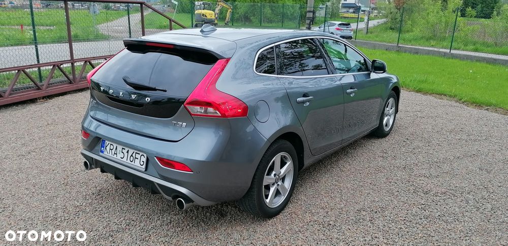 Volvo V40 T3 Drive-E R-Design Momentum - 9