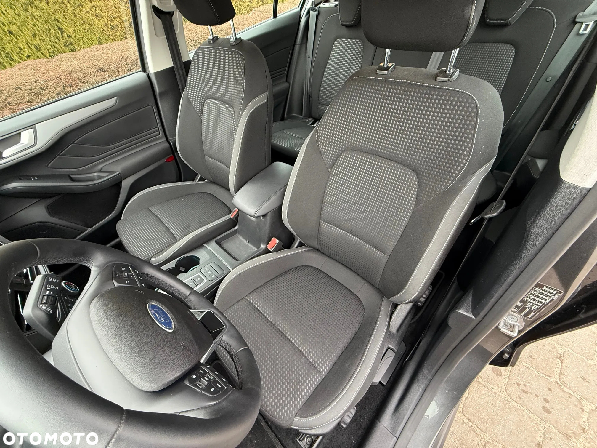 Ford Focus - 13