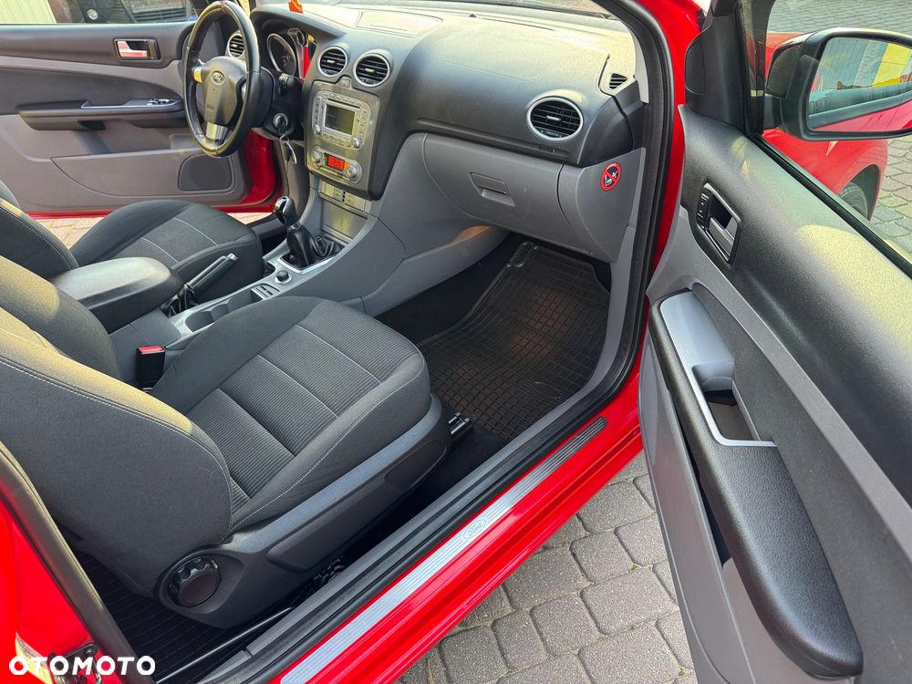 Ford Focus 2.0 Titanium - 13