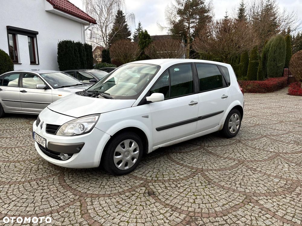 Renault Scenic 1.5 dCi FAP Avantage - 10