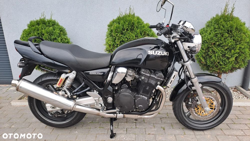 Suzuki GSX