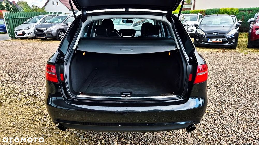 Audi A4 Avant 1.8 TFSI Ambiente - 32