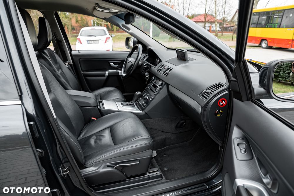 Volvo XC 90 D5 AWD Geartonic Summum - 22