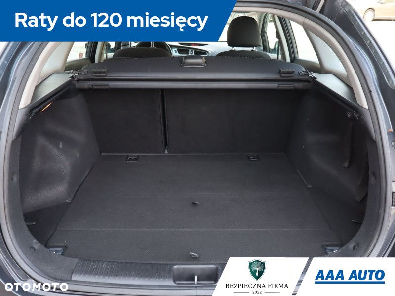 Kia Ceed - 15