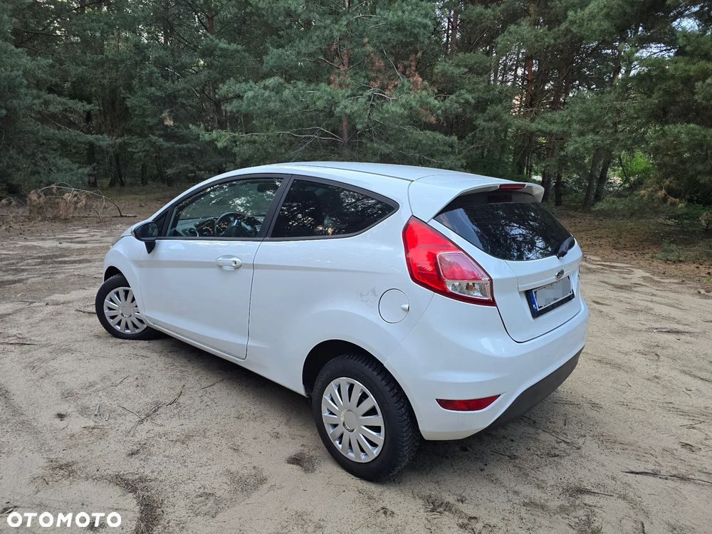 Ford Fiesta 1.25 Champions Edition - 28