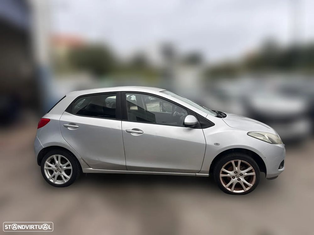 MAZDA 2 Hatchback (DE, DH) 1.3 Gasolina 86 cv  63 kW 2007 - 2015 ZJ46 para peças - 5