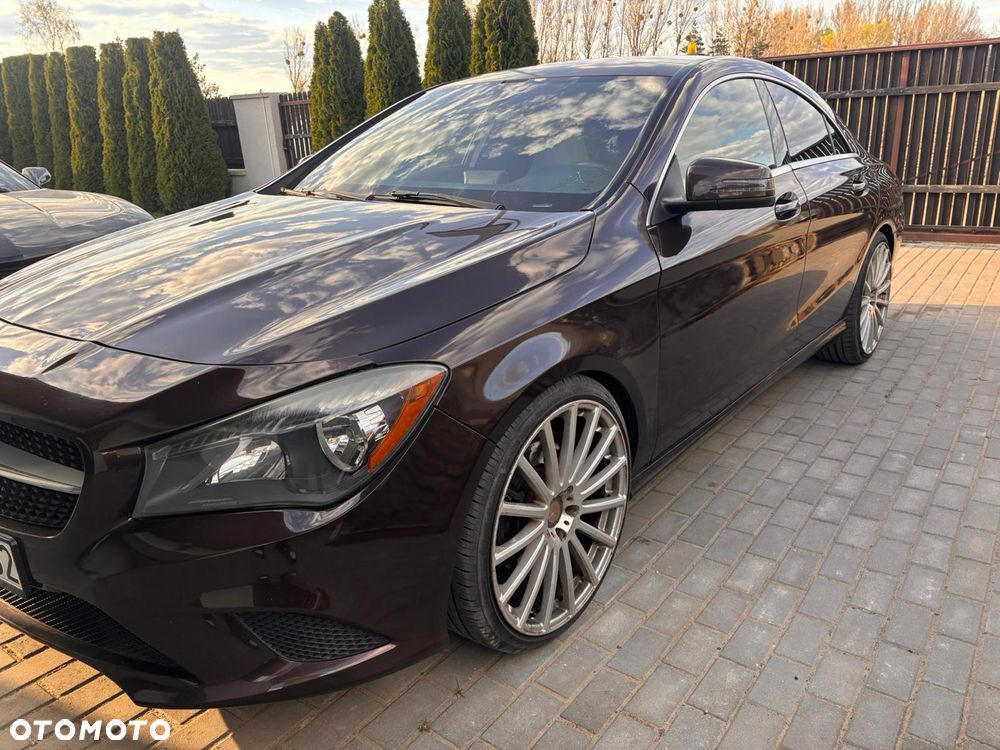 Mercedes-Benz CLA 250 4Matic 7G-DCT Sport - 3