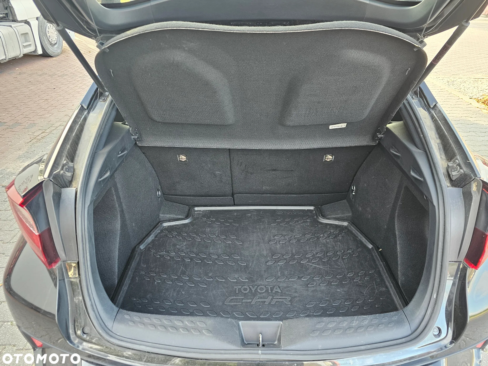 Toyota C-HR 1.8 Hybrid GPF Comfort - 16