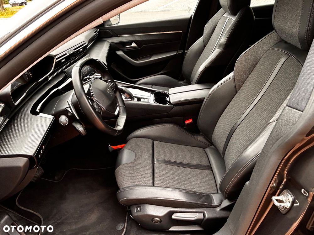 Peugeot 508 PureTech 180 EAT8 Allure - 25