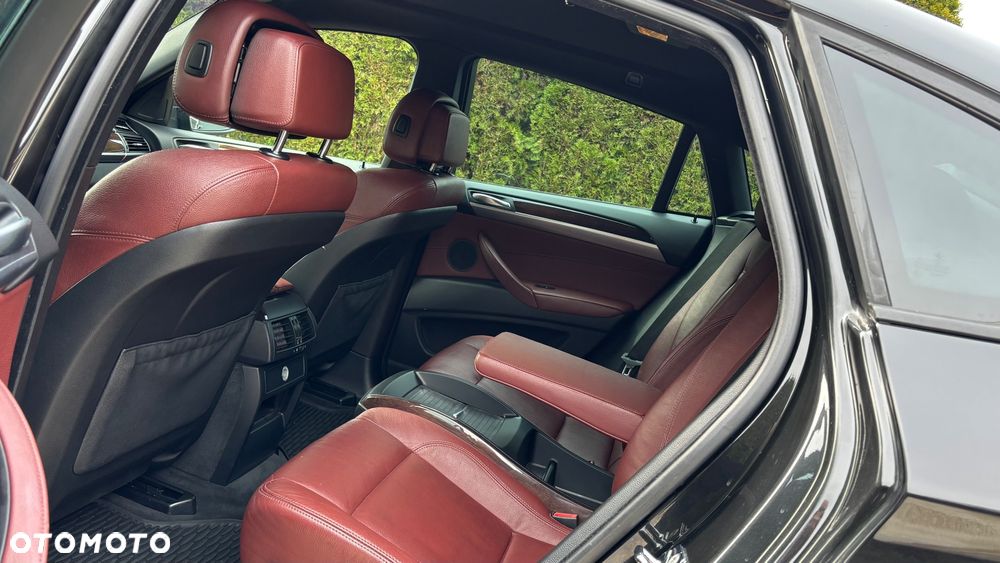 BMW X6 - 14