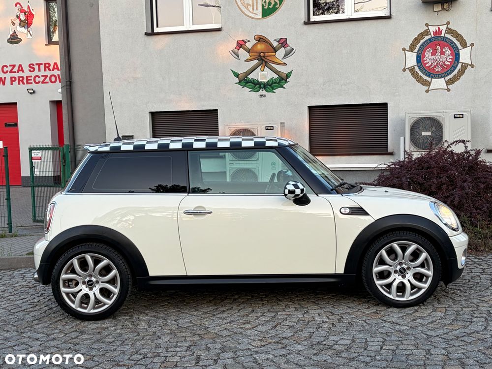 MINI Cooper 50 Mayfair - 5