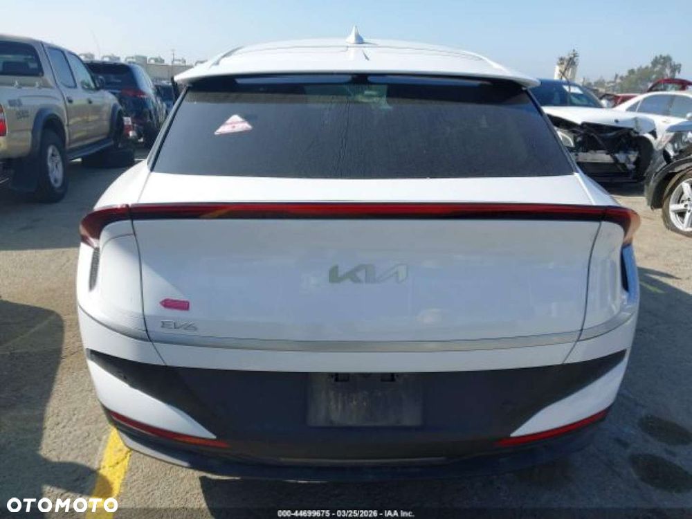 Kia EV6 - 4