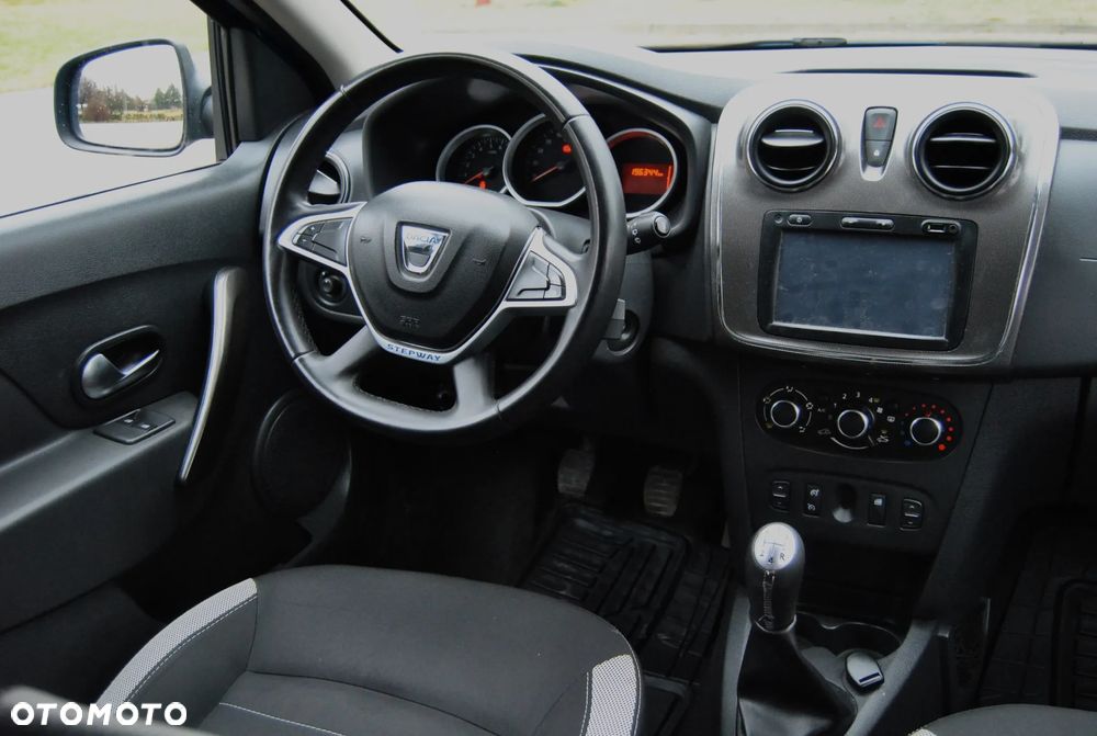 Dacia Logan dCi 90 (S&S) Stepway - 11
