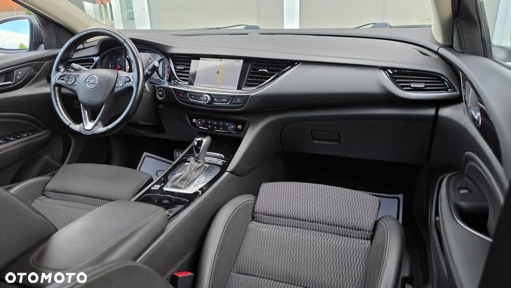 Opel Insignia - 9