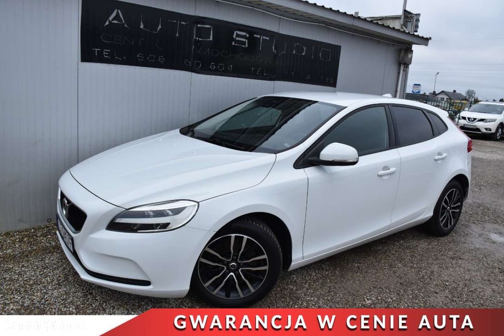 Volvo V40 T2 Geartronic Momentum - 33