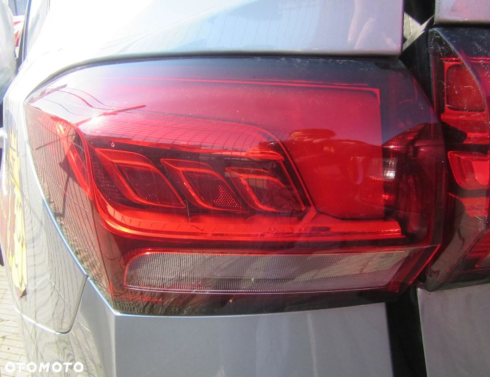 LAMPA TYŁ LEWA W BŁOTNIK MG ZS II 2024 r. Wszyskie części - 1