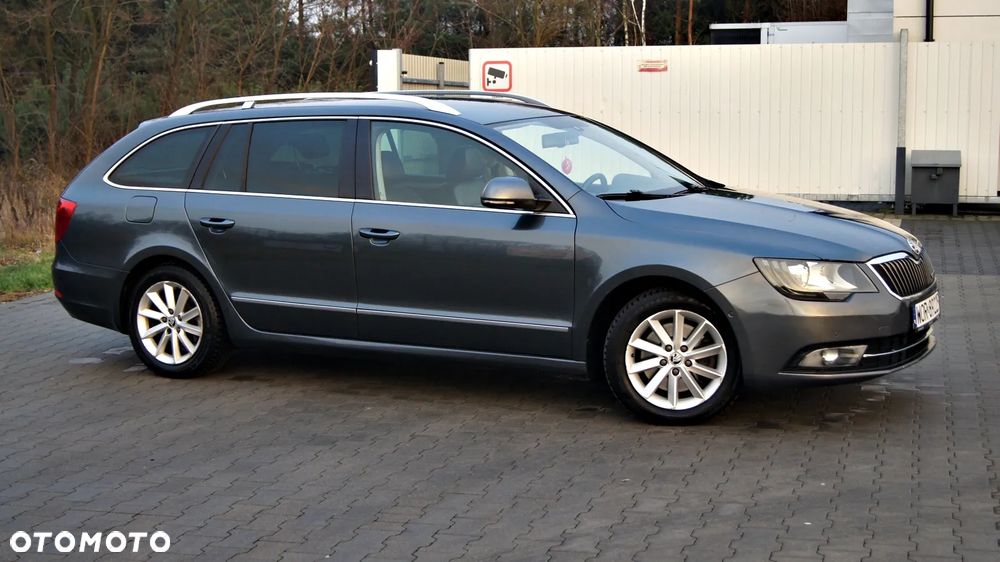 Skoda Superb 1.6 TDI Active Greenline - 9