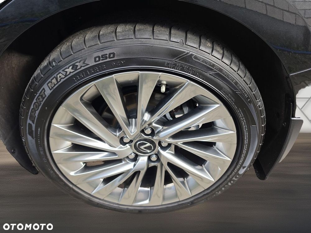 Lexus ES 300h Prestige - 35