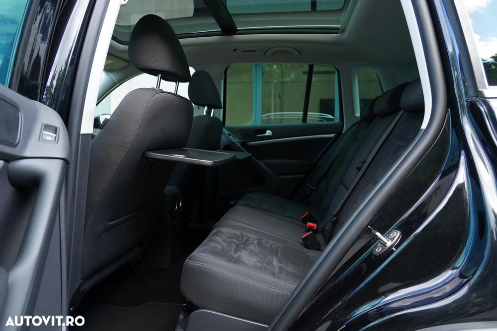 Volkswagen Tiguan - 11