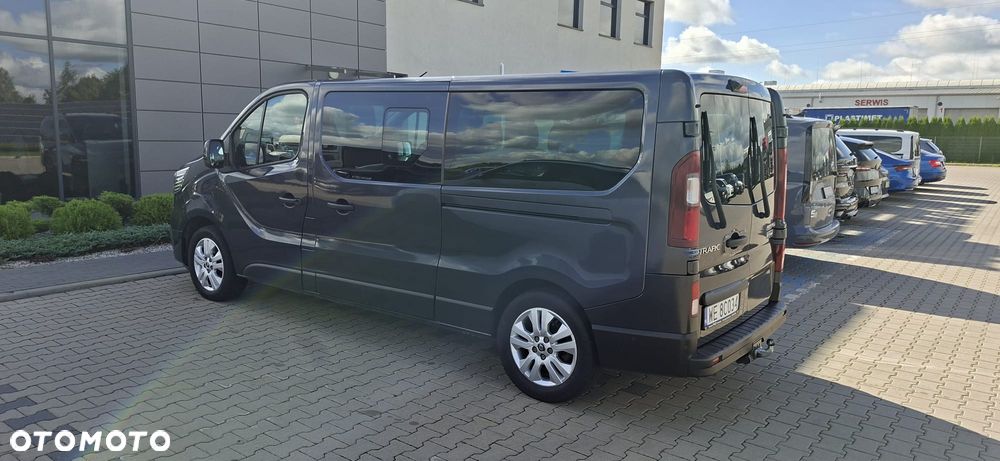 Renault Trafic 2.0 dCi EDC - 4
