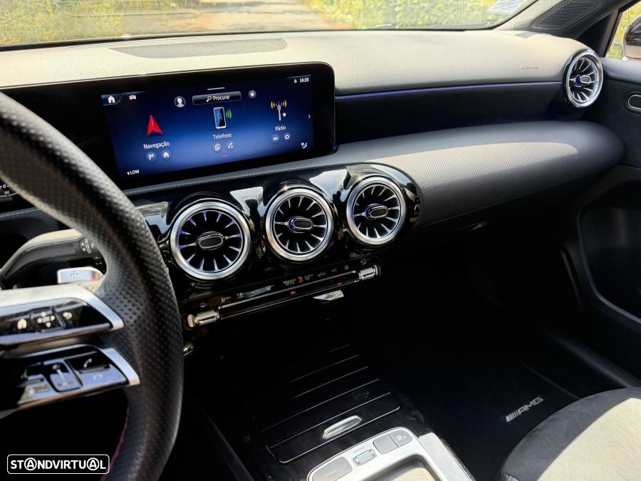 Mercedes-Benz A 250 e AMG Line - 14