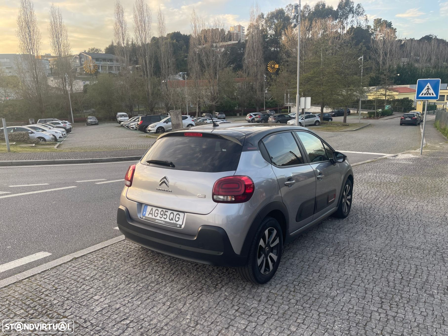 Citroën C3 1.2 PureTech C-Series - 10