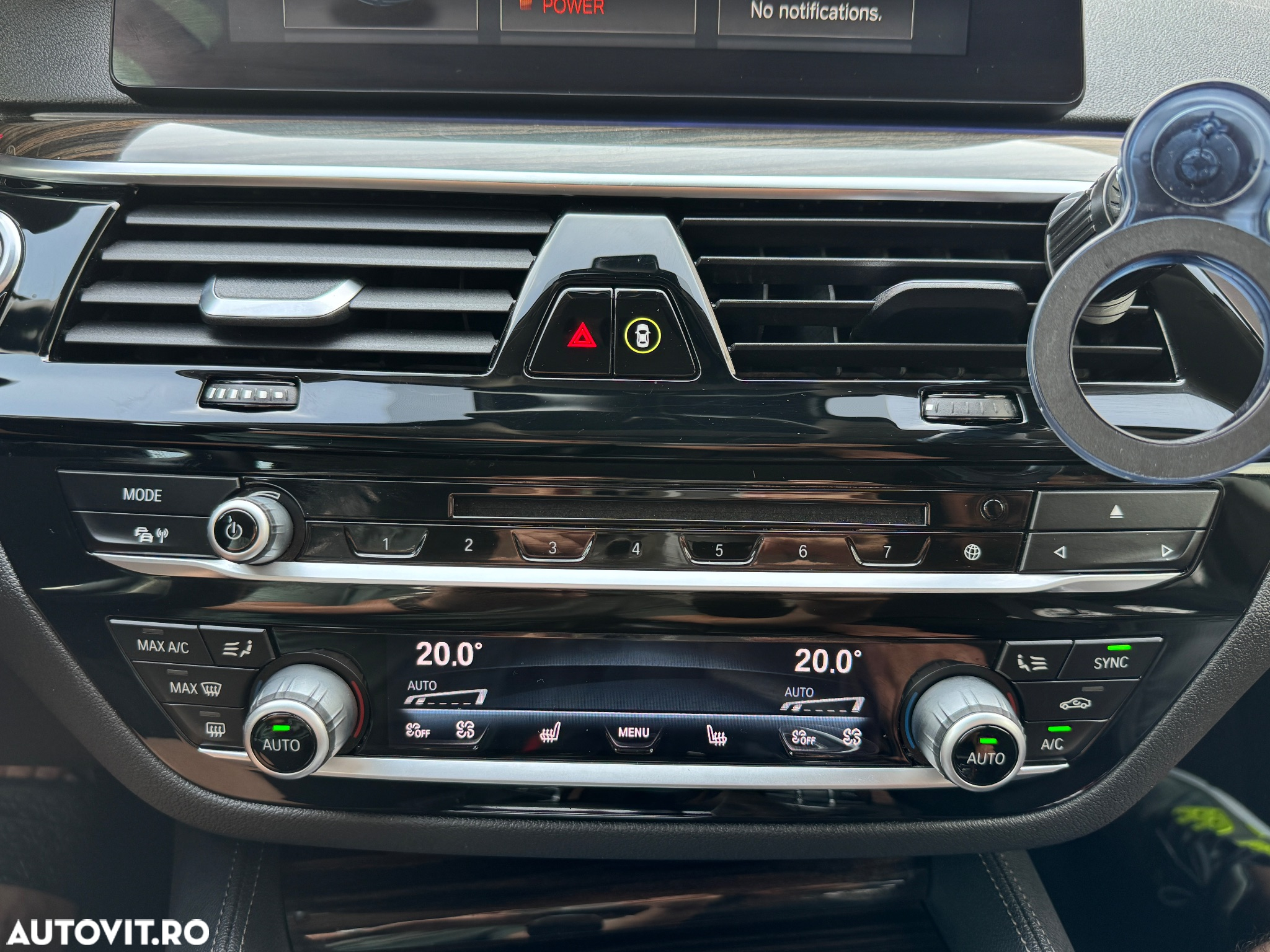 BMW Seria 5 530e Aut. Luxury Line - 21