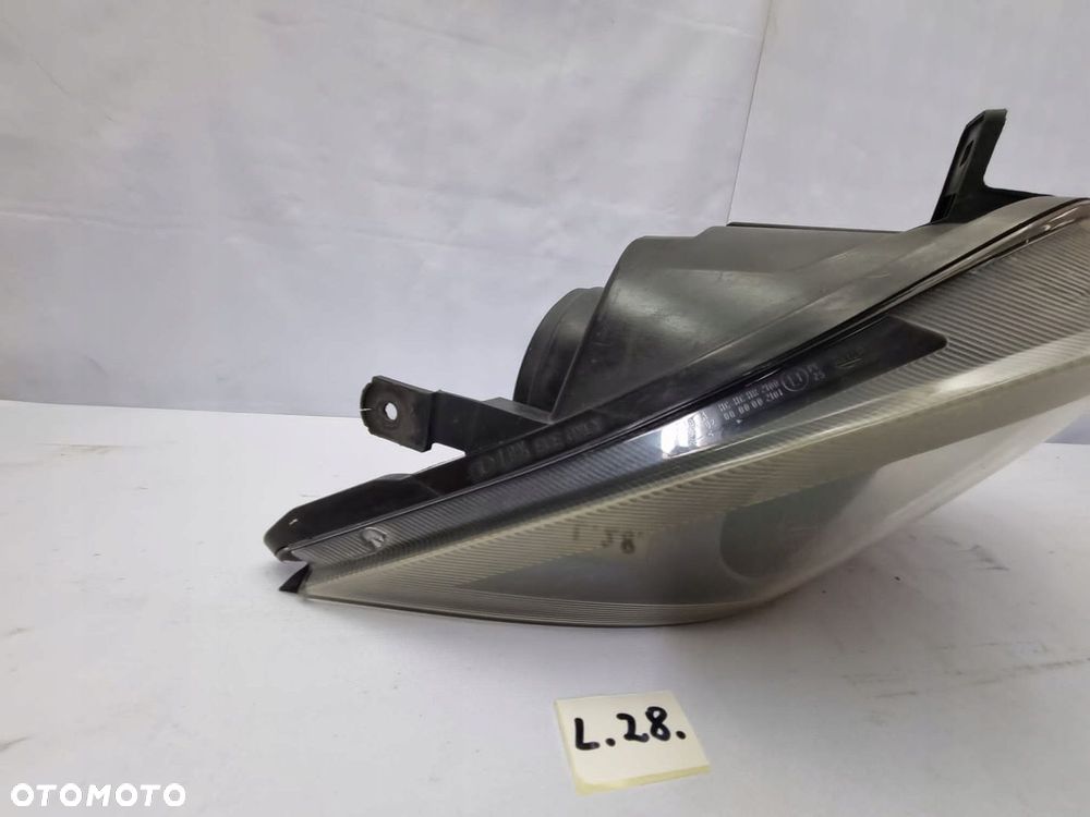 Lampa prawa przód Volkswagen Crafter - 4