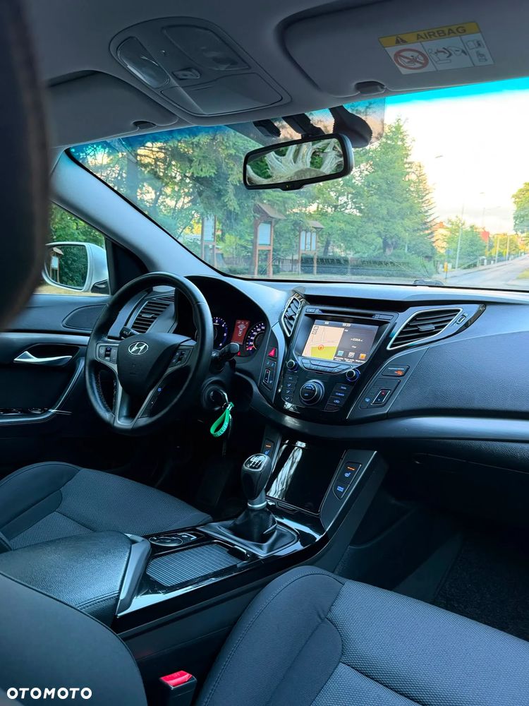 Hyundai i40 Kombi blue 1.7 CRDi Style - 25