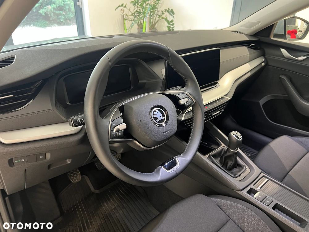 Skoda Octavia 1.5 TSI Essence - 14