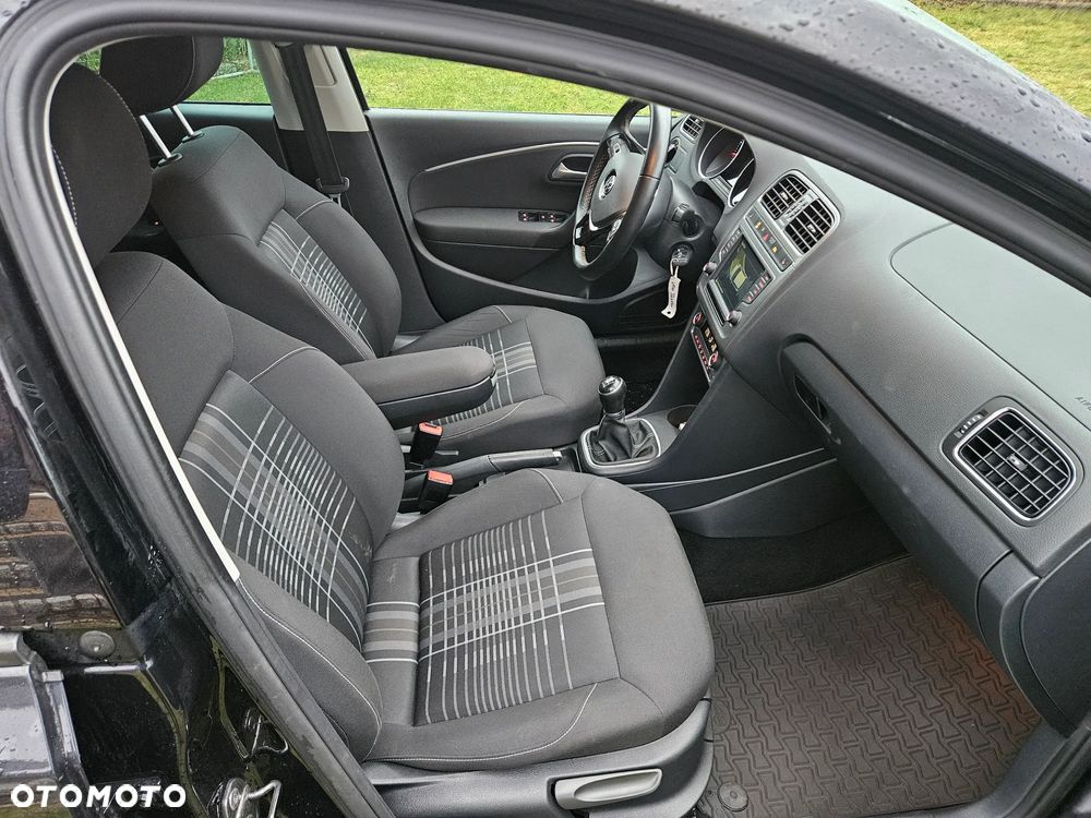 Volkswagen Polo 1.0 TSI Blue Motion Technology Lounge - 21