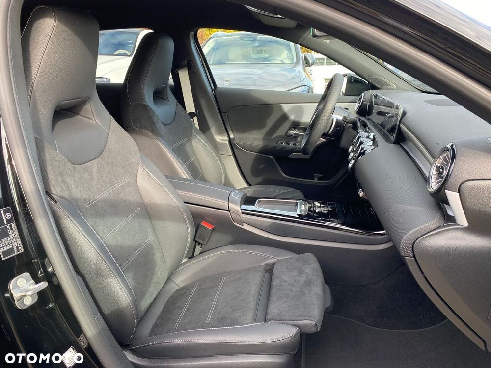 Mercedes-Benz Klasa A - 23