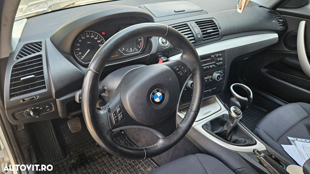 BMW Seria 1 116i - 7